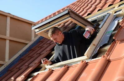 Pose de fenêtres de toit Velux à Lafox